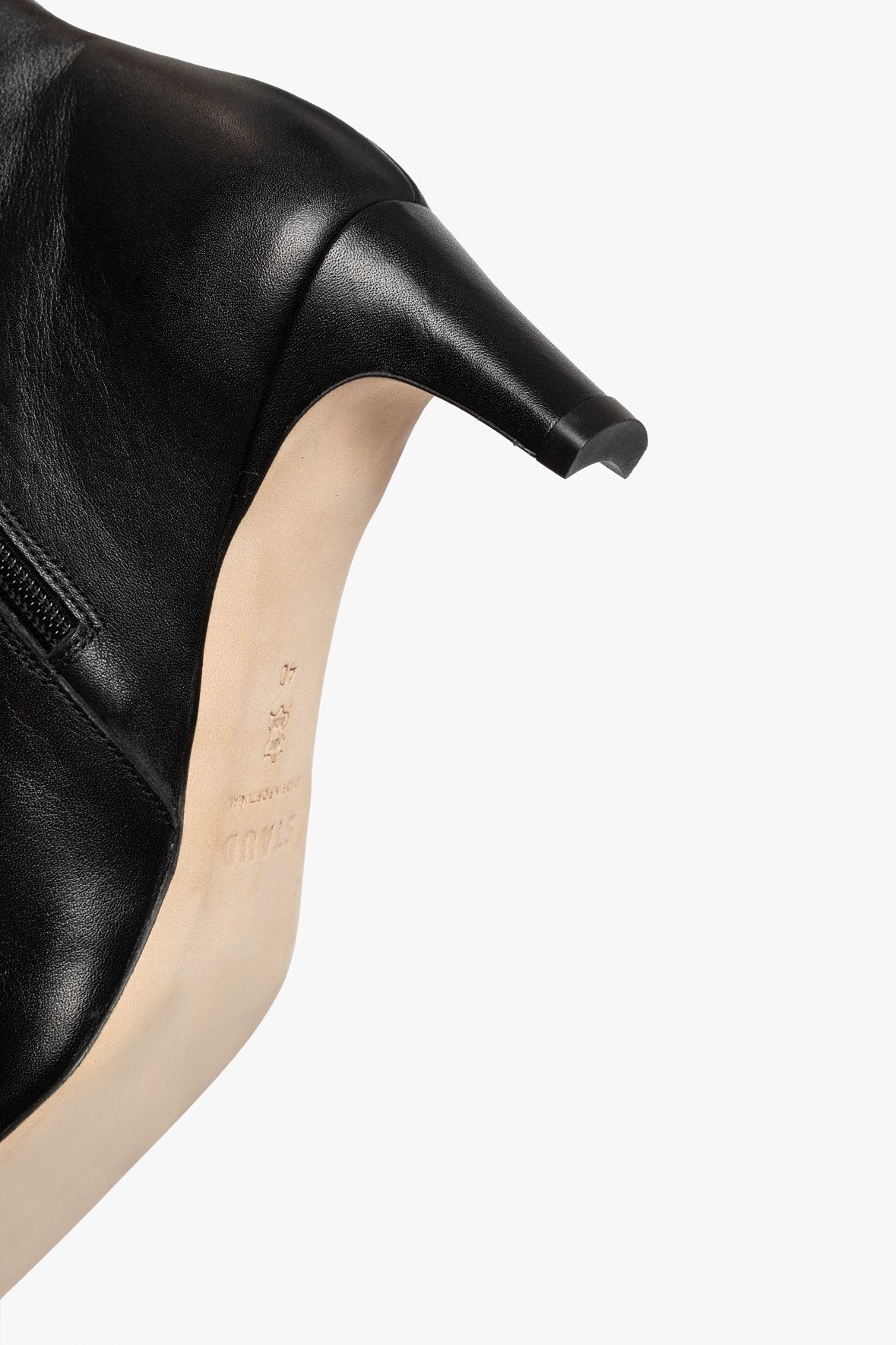 Wally Ankle Boot | Black — 6