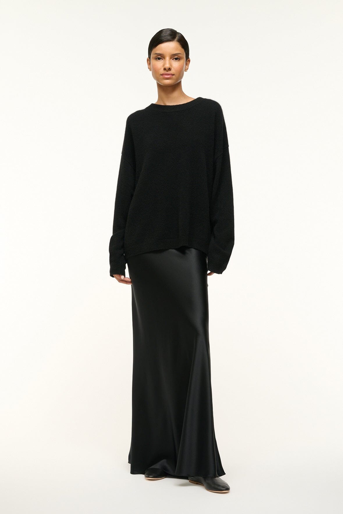 Serrano Cashmere Relaxed Crew | Black — 4