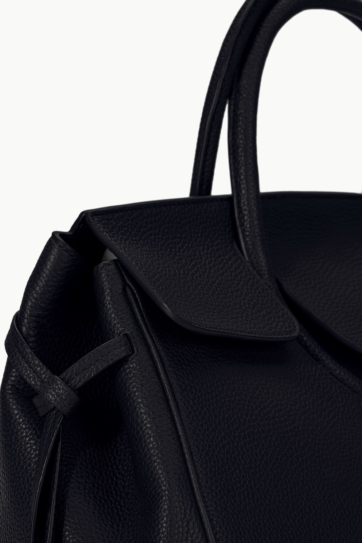 Maude Carryall | Black — 5