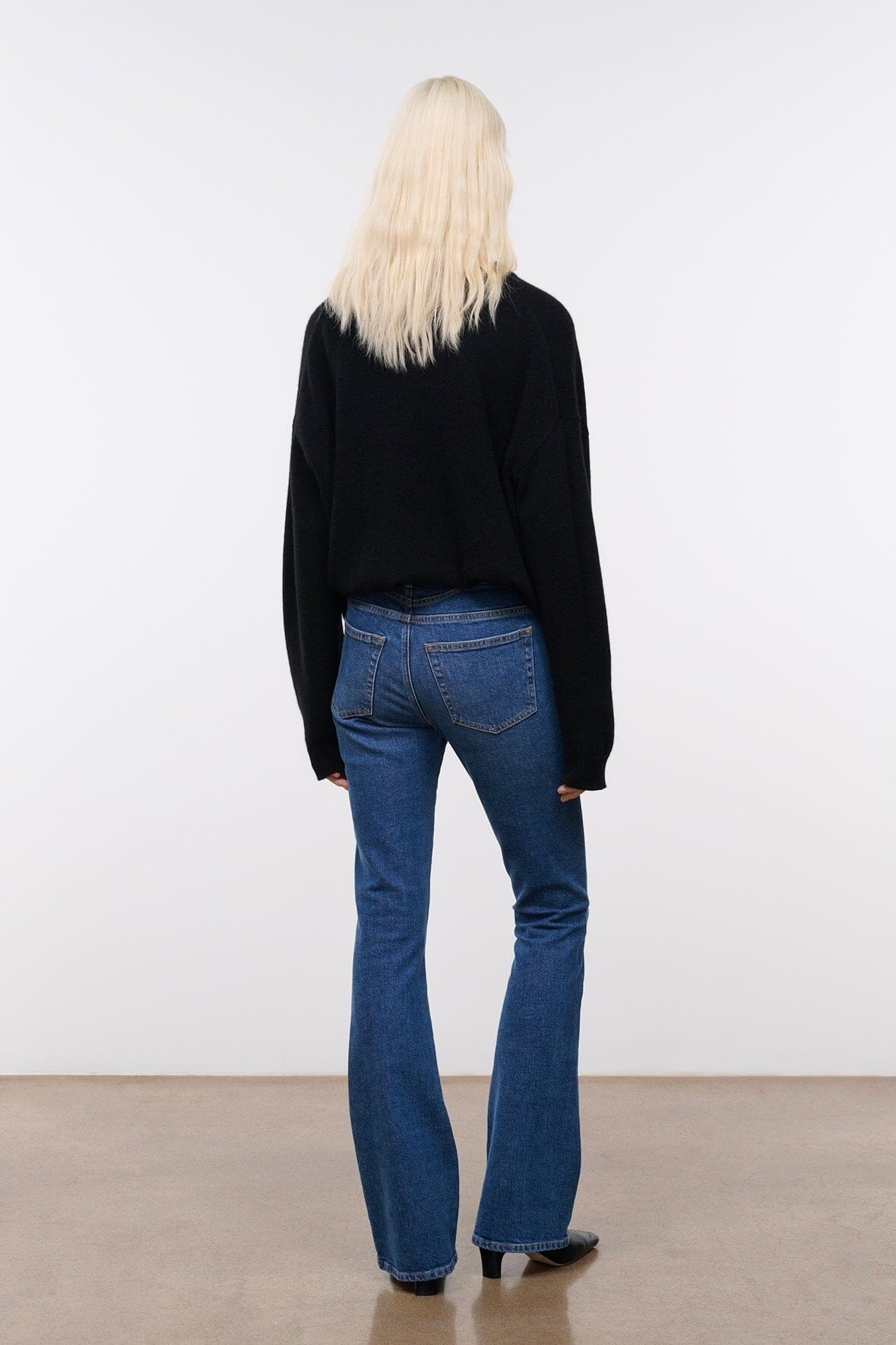 Kyle Stretch Flare Jean | Stone Blue — 5