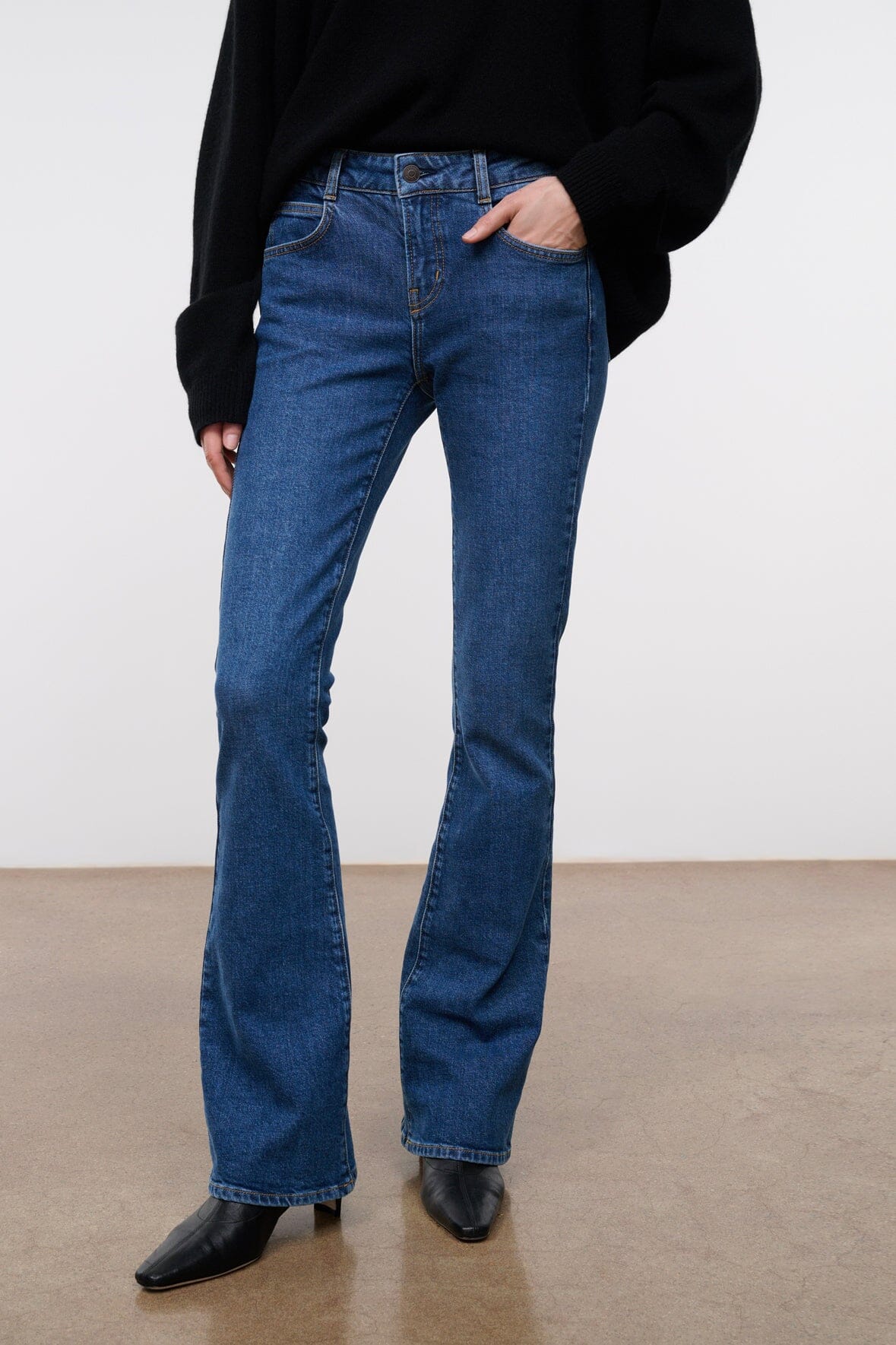 Kyle Stretch Flare Jean | Stone Blue — 6