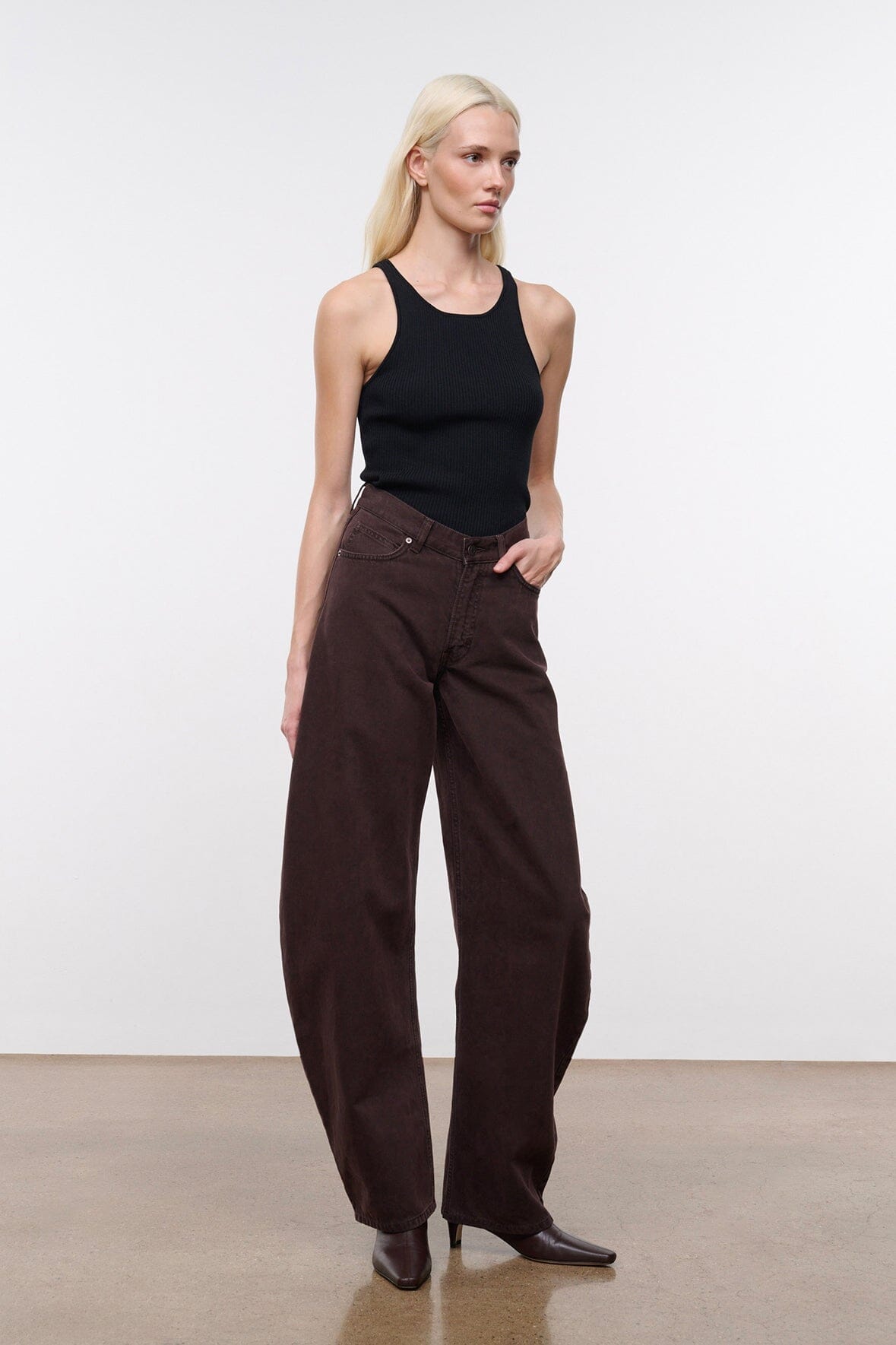 Jackson Barrel Jean | Earth — 3