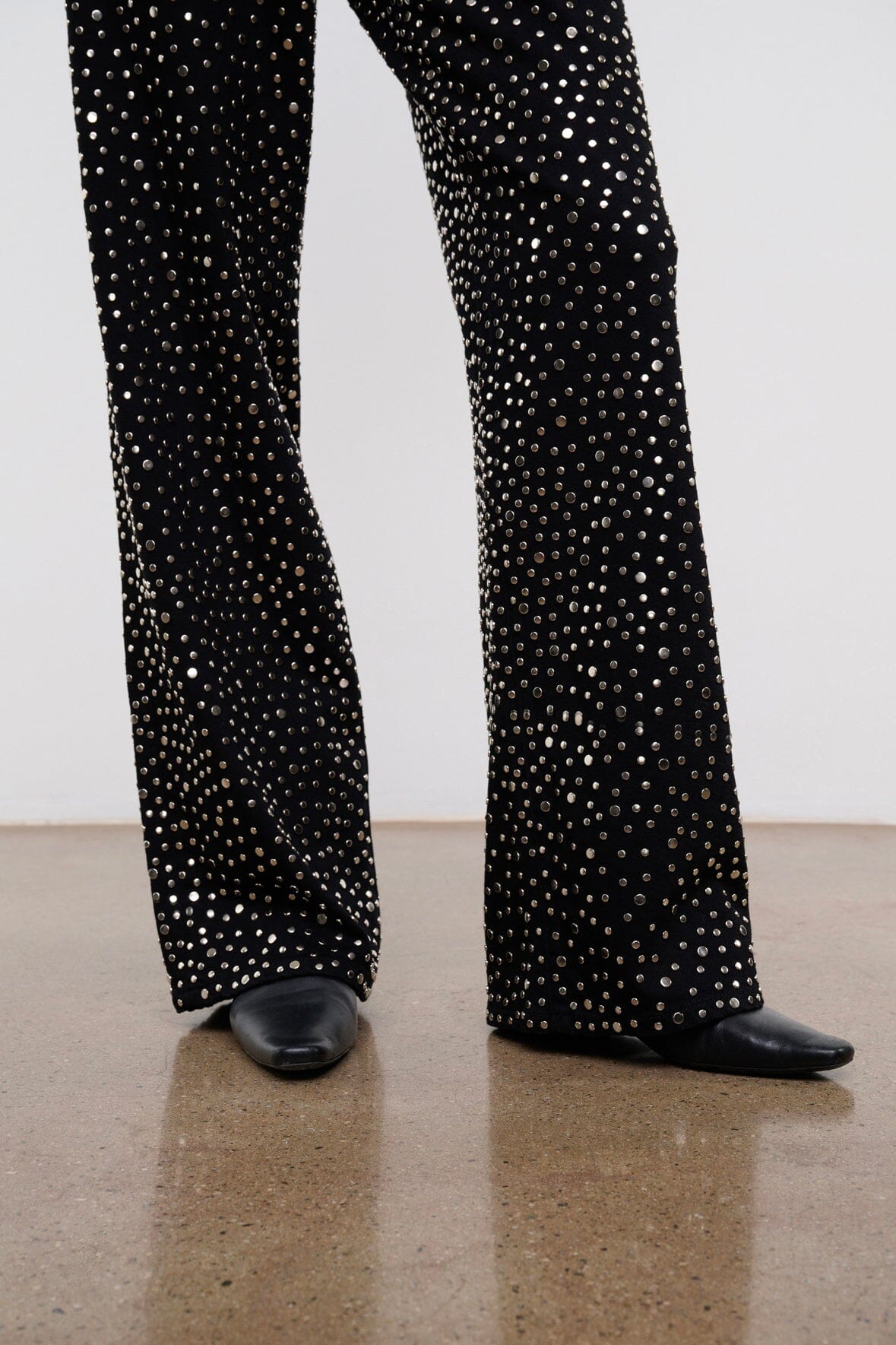 Gus Studded Relaxed Jean | Black — 6