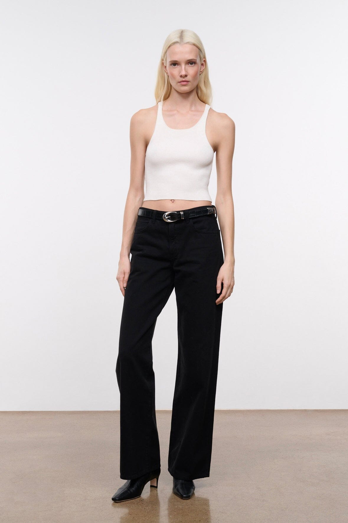 Moon Buckle Belt | Black Croco — 4
