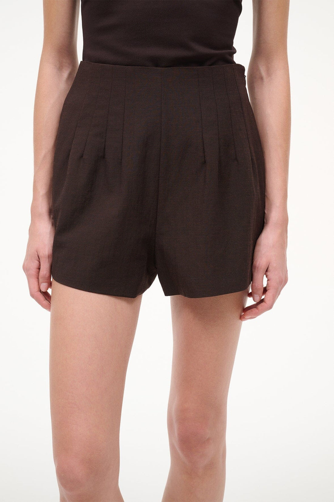 Magpie Short | Earth — 1