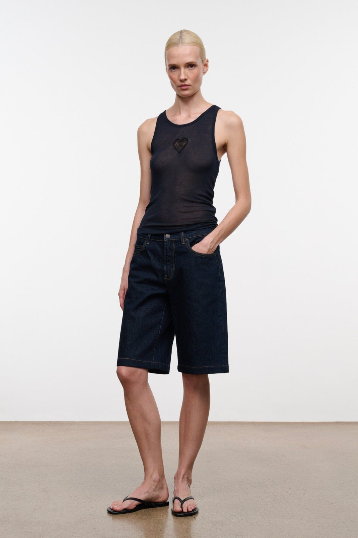 Freja Thong | Black — 3