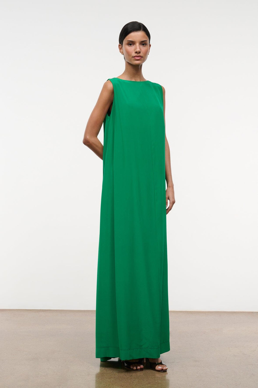 Dalia Silk Dress | Kelly — 1