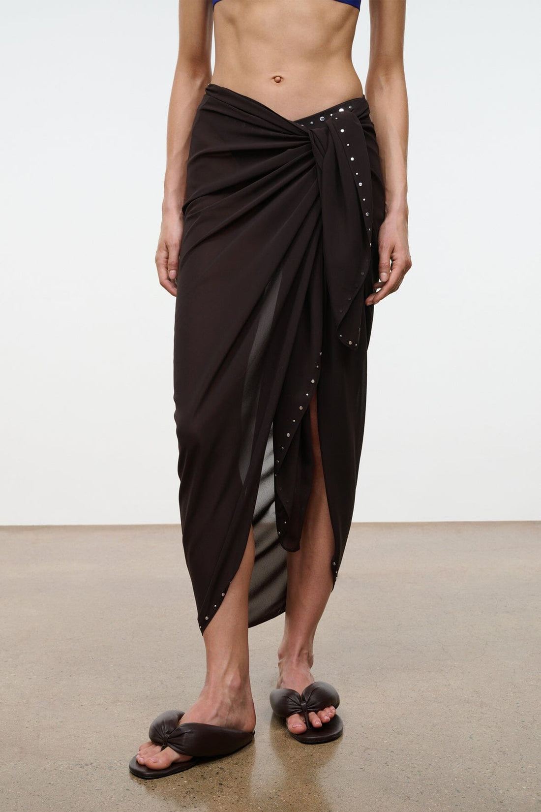 Inlet Sarong | Espresso Studs — 1