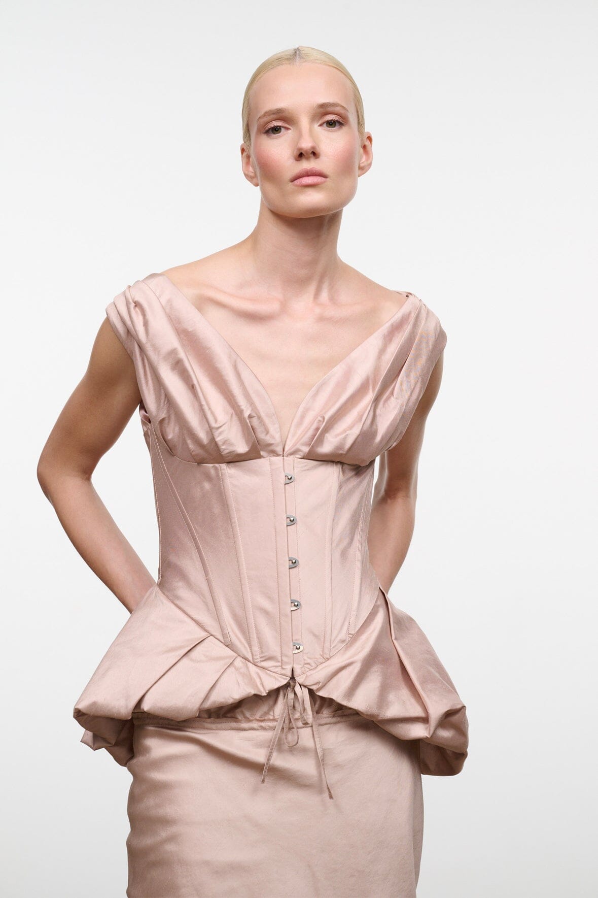 Fabianne Silk Top | Sandrose — 4