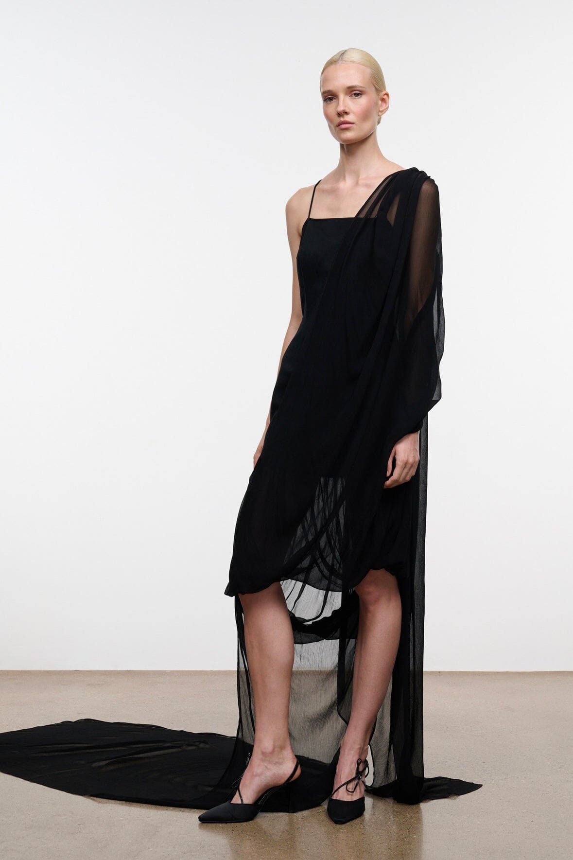 Viona Dress | Black — 4