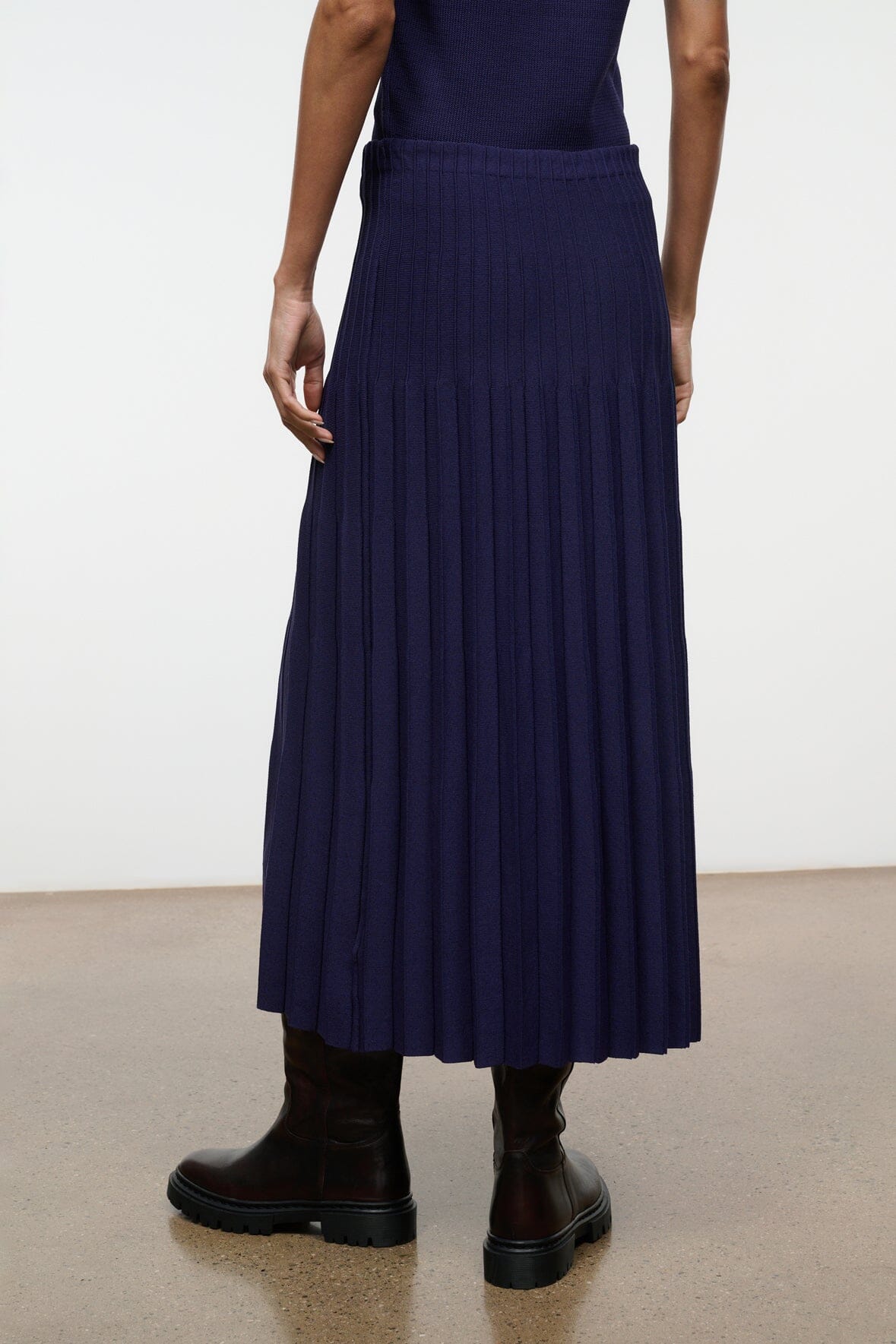 Lena Skirt | Midnight — 4