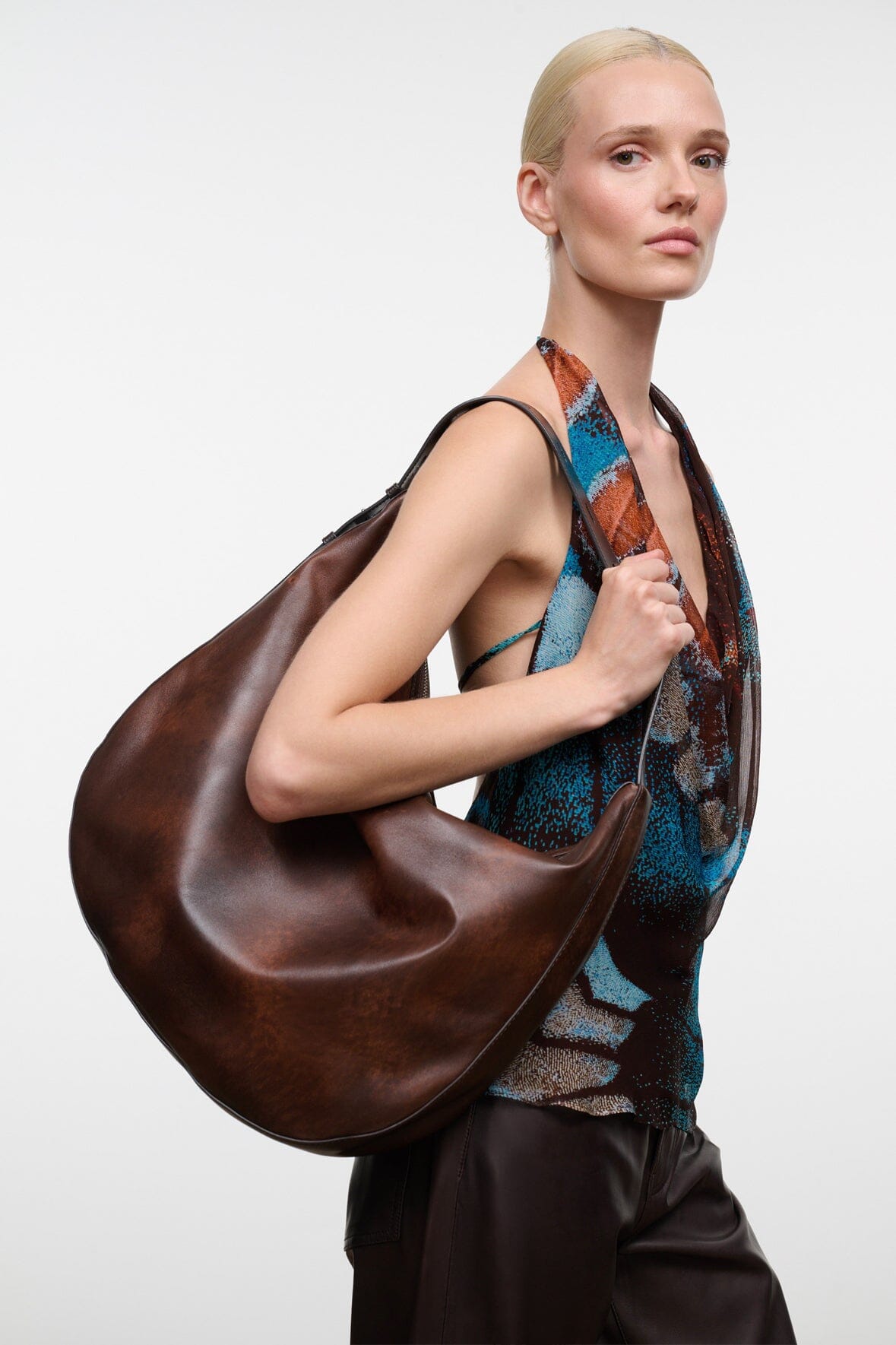 Levi Hobo Bag | Espresso Distressed — 2
