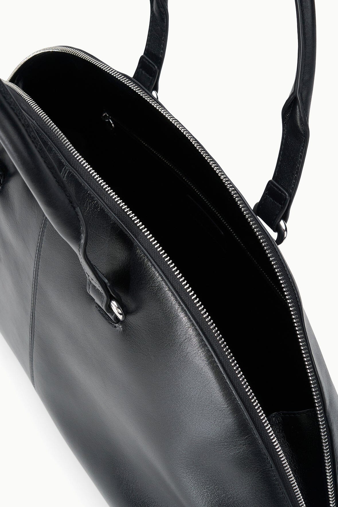 Hester Satchel | Black — 4