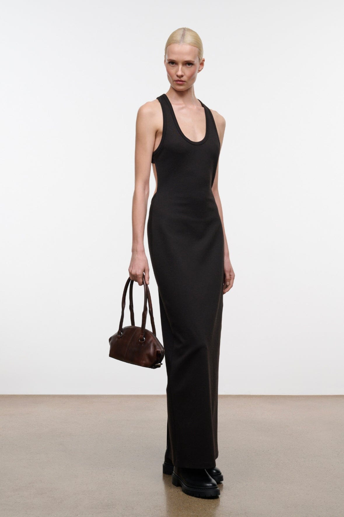 Hester Mini Shoulder Bag | Espresso Distressed — 3