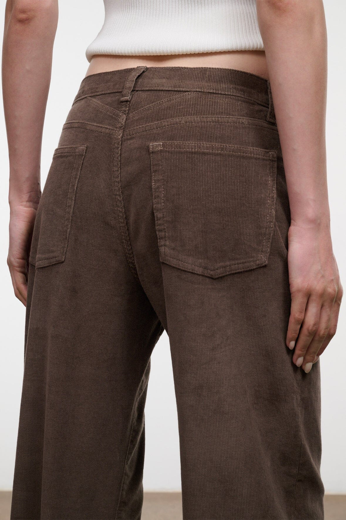 Gus Relaxed Jean | Oyster Corduroy — 6